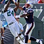Darrelle Revis intercepts Patriots QB Tom Brady's intended pass for Randy Moss